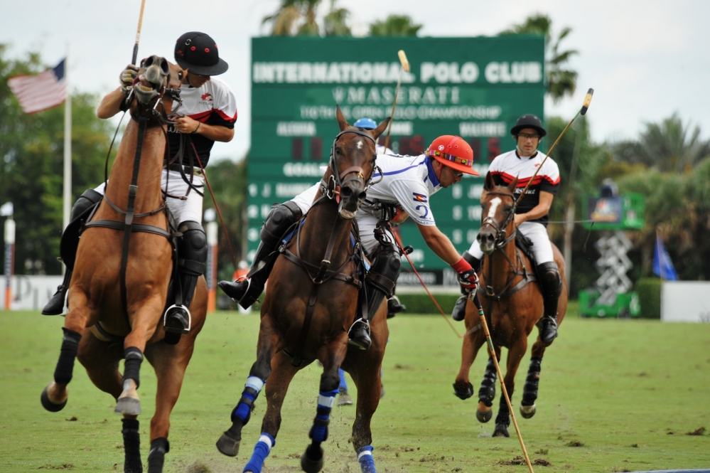 polo 1000x665.82914572864 alegria-vs-valiente-2014-2 3 polomagazine.jpg